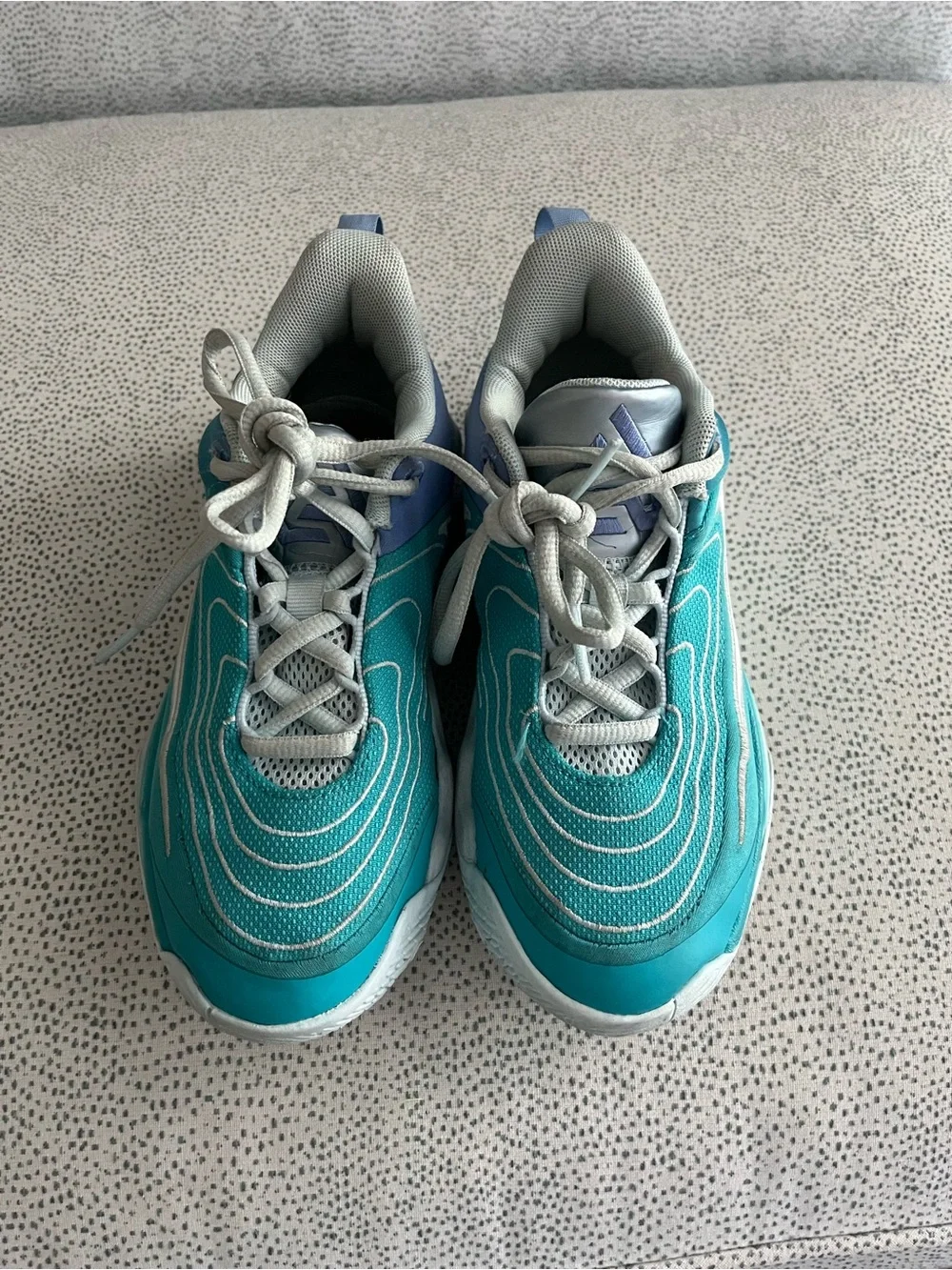Nike Girls Basketball shoes